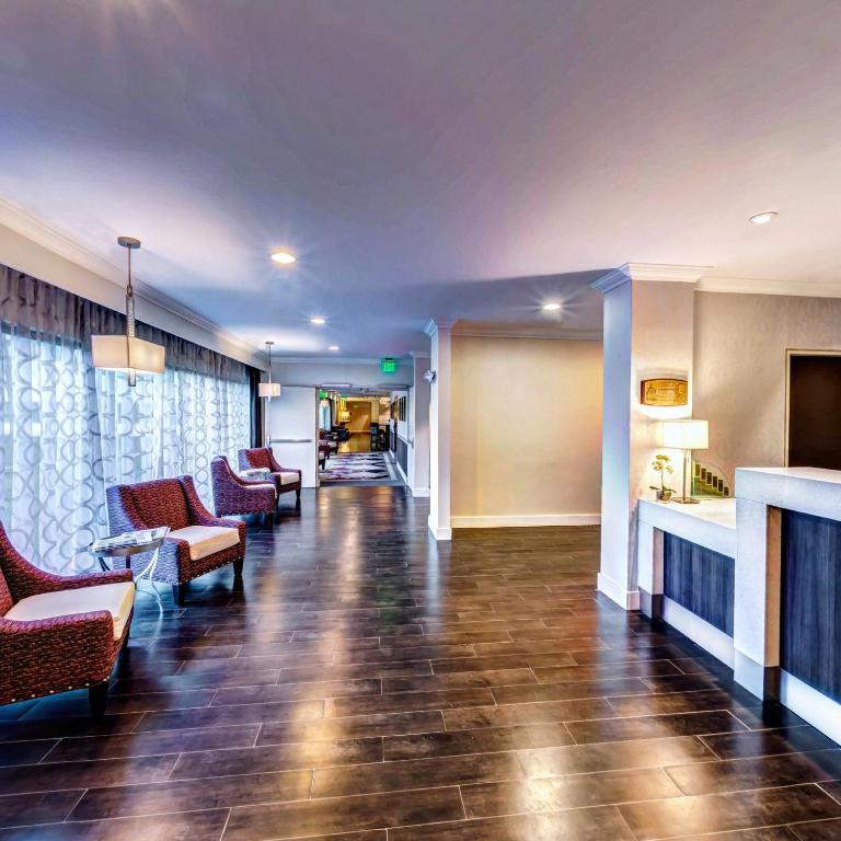 Exterior view, Holiday Inn-Princeton By IHG in Princeton (NJ)