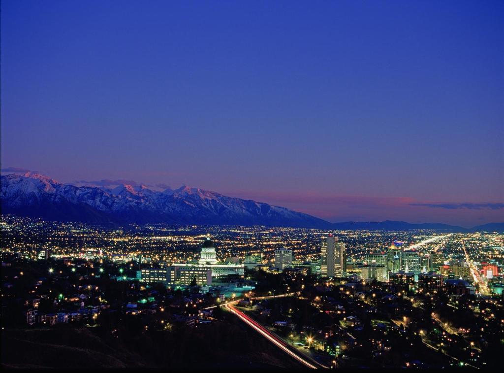 Holiday Inn Express Salt Lake City Downtown Photo 3