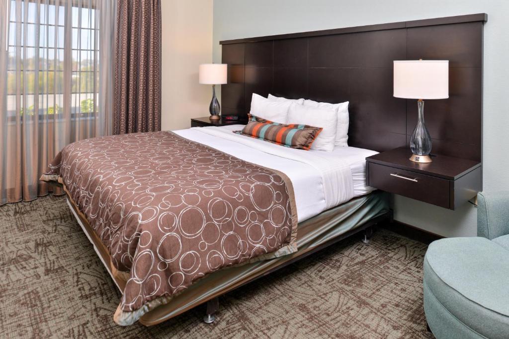 Staybridge Suites O'Fallon Chesterfield photo
