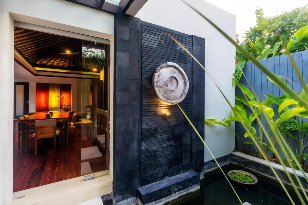 Kedonganan Beach Villas