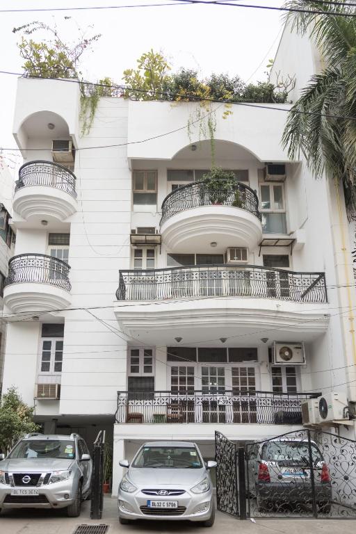 アンダ― マイ ルーフ グリーン パーク (Under My Roof Green Park) 外観