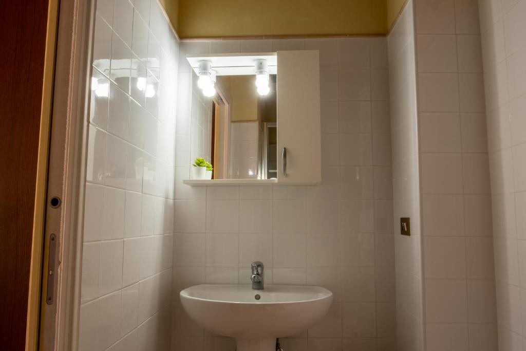 Tuscany Country Apartments - 2