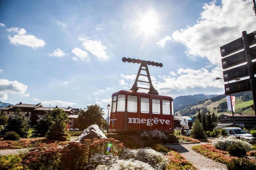 welcoming apartment with swimming pools near the Megève ski slopes - 3