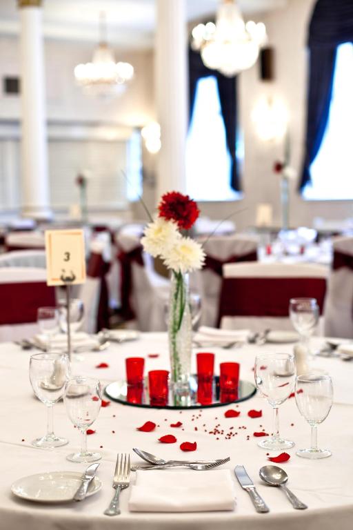 Banquet hall