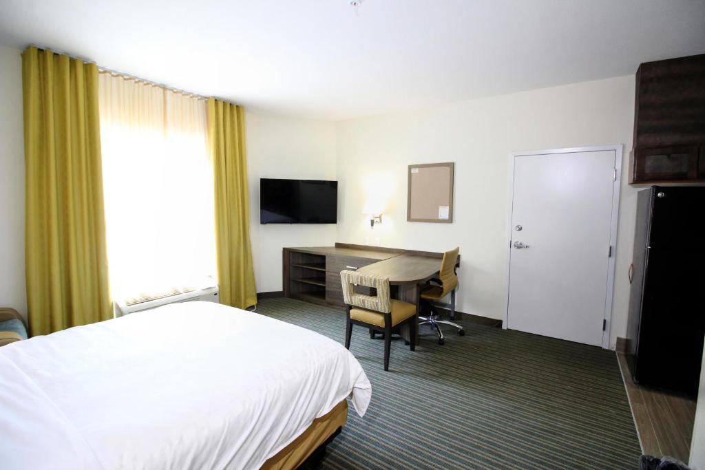 Candlewood Suites Memphis East photo
