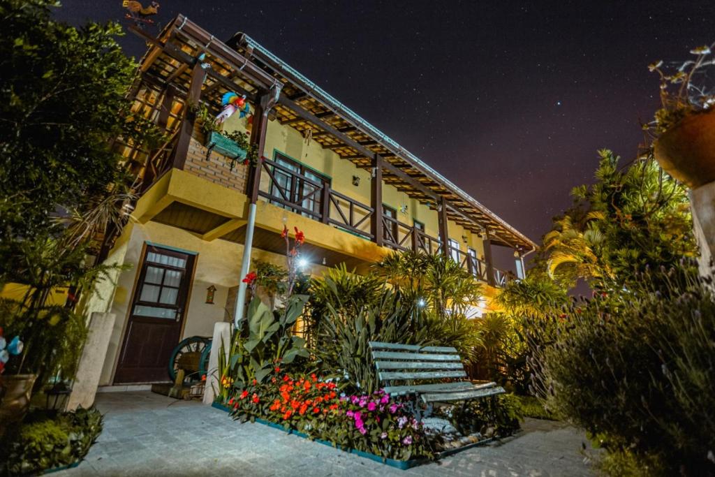 Exterior view, Pousada Santa Genoveva campeche in Florianopolis