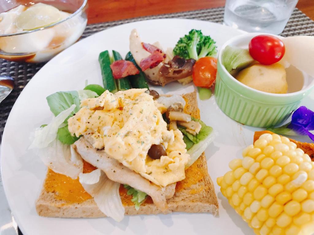 餐飲服務