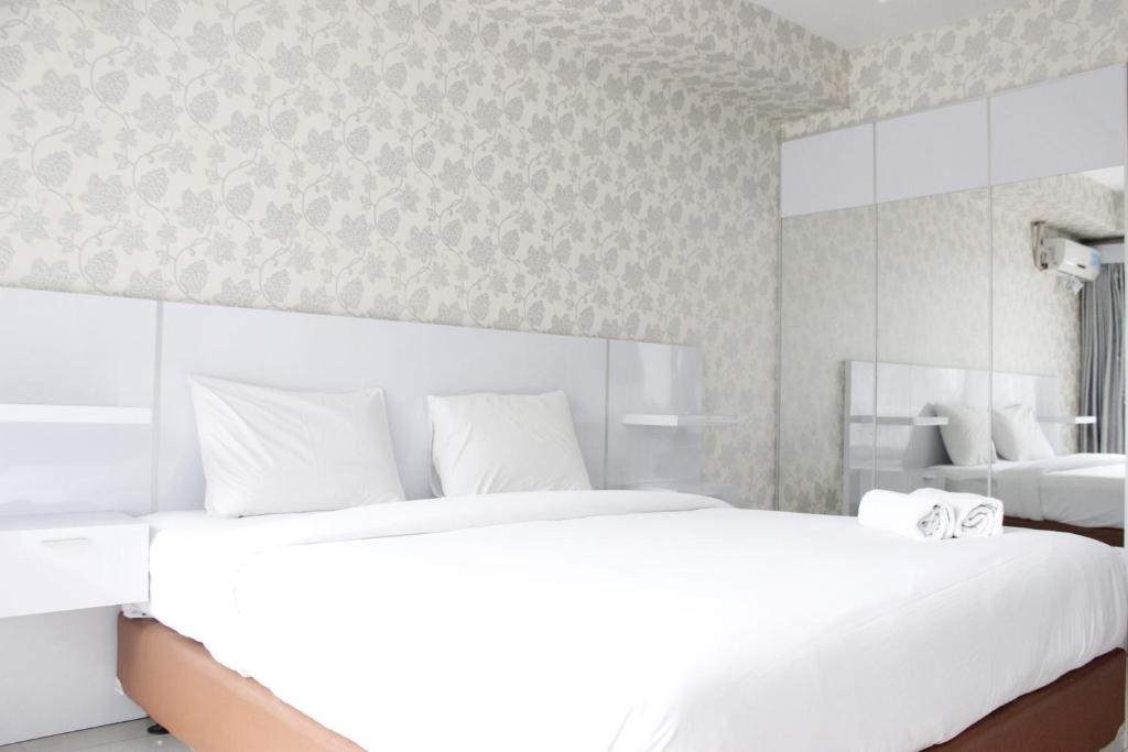 Relaxing Studio near ITB at Beverly Dago Apartment By Travelio, Bandung