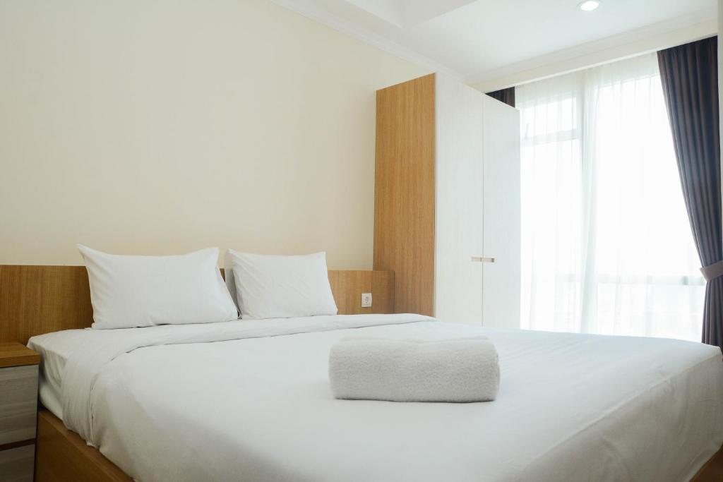 Minimalist and Comfy Studio at Menteng Park Apartment By Travelio, Jakarta