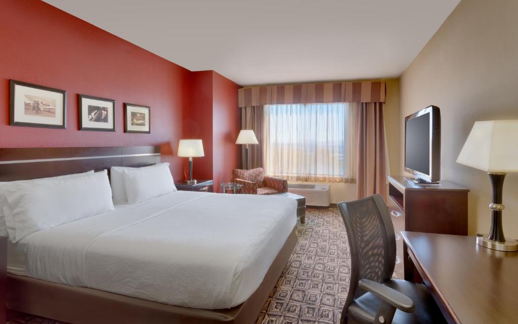 Holiday Inn Hotel & Suites Salt Lake City-Airport West Photo 17