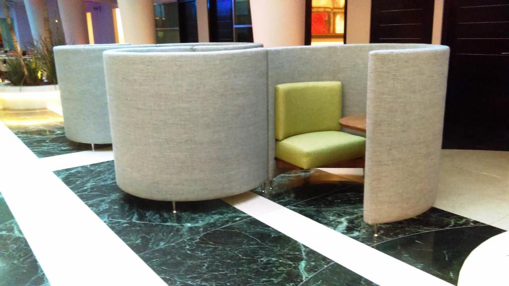 Crowne Plaza Toluca-Lancaster Photo 31