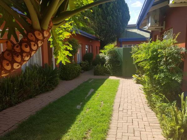 Garden View Lodge photo