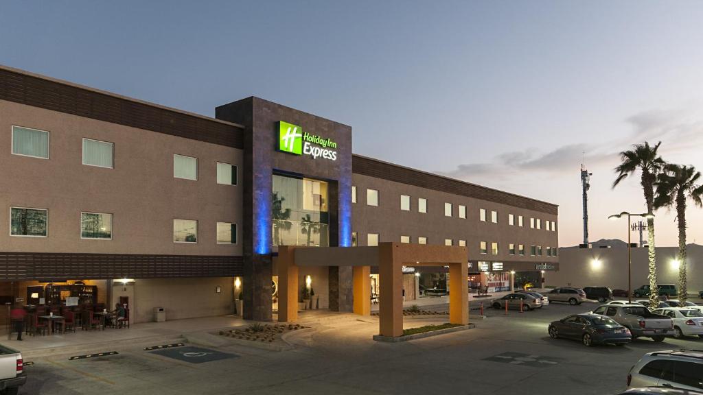 Holiday Inn Express Cabo San Lucas photo