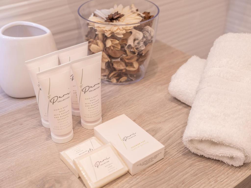 Vatican Palace Suites by Premium Suites Collection 9