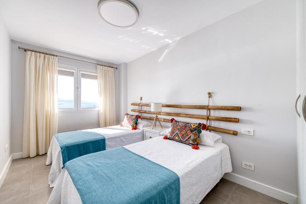 Living Las Canteras Homes - BRIGHT BEACHFRONT - 3