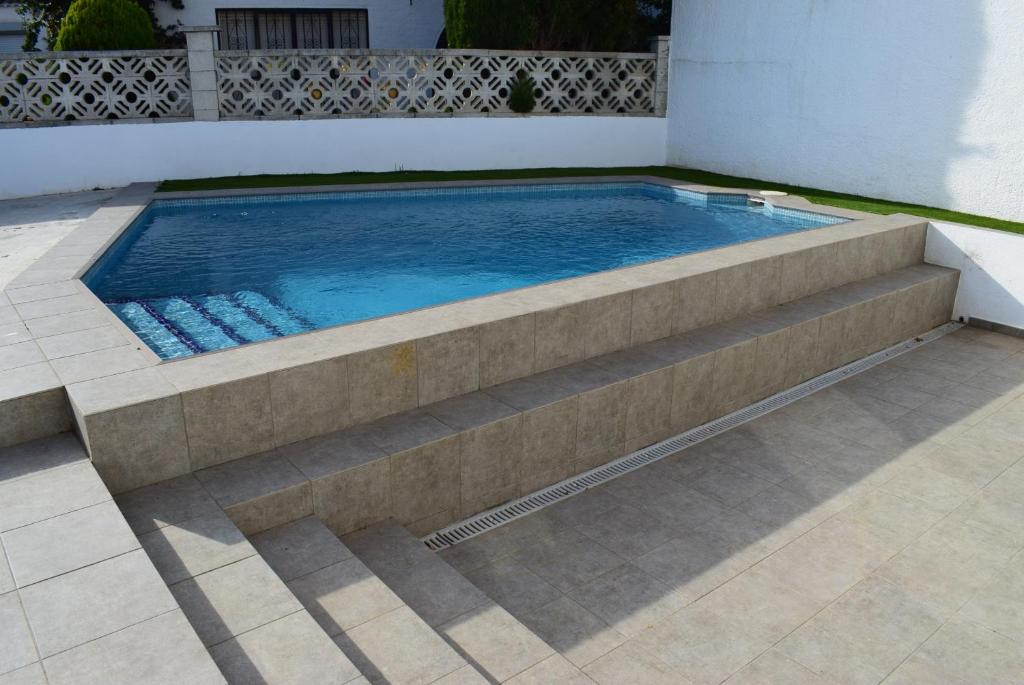 casa con piscina ref 381 - 3