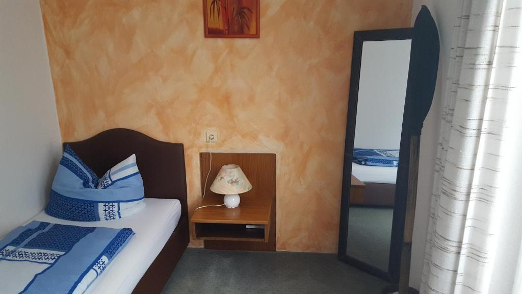 Zimmer im Grunen photo