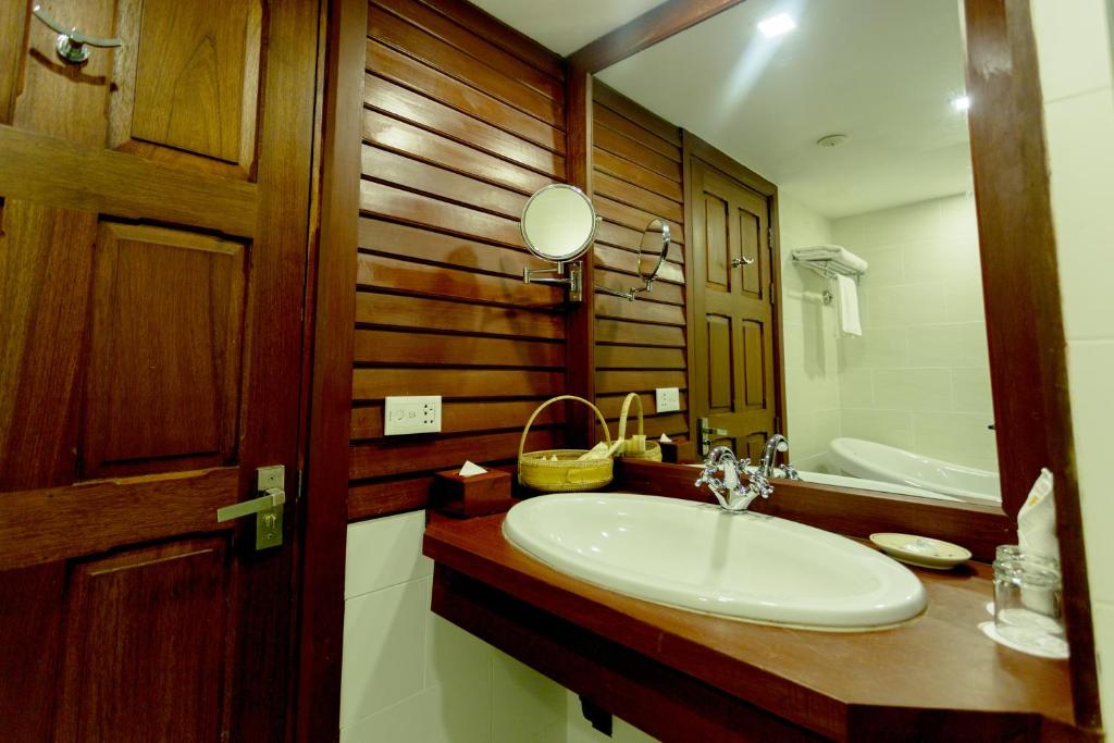 Siem Reap Royal Angkor Resort & SPA Additional