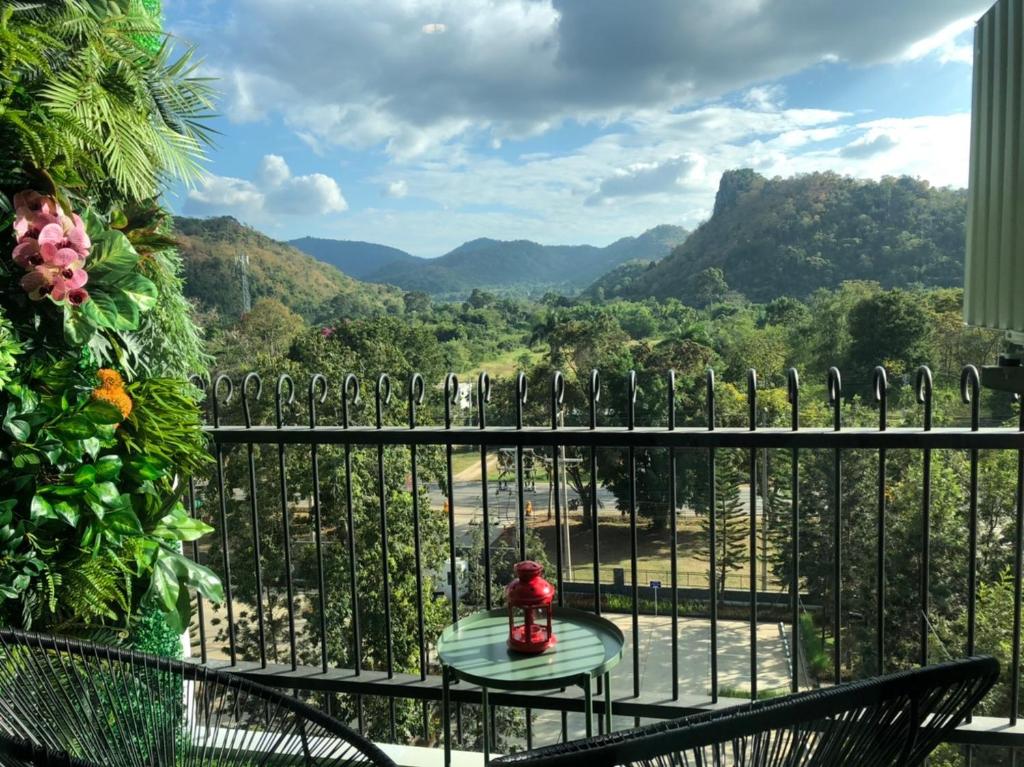 The courtyard khaoyai by Tom, Mu Si