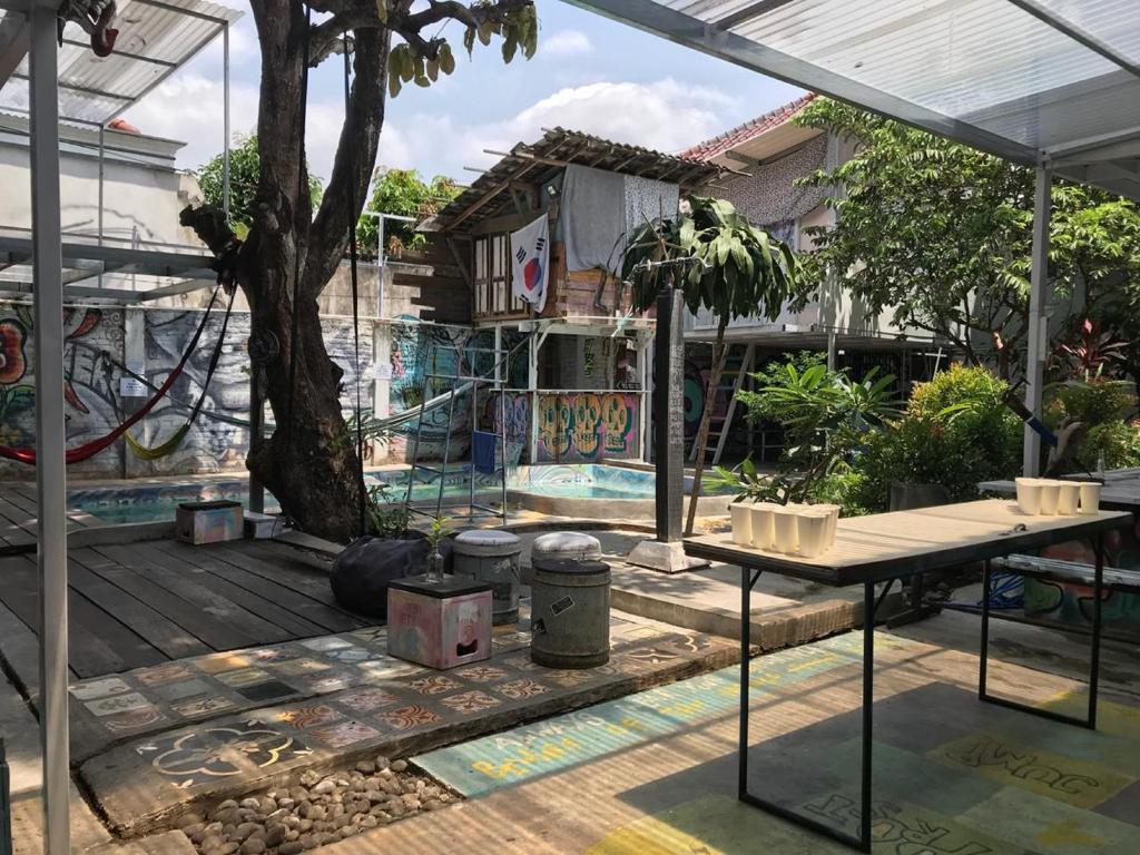 Facilities, Yez Yez Yez All Good Hostel in Yogyakarta