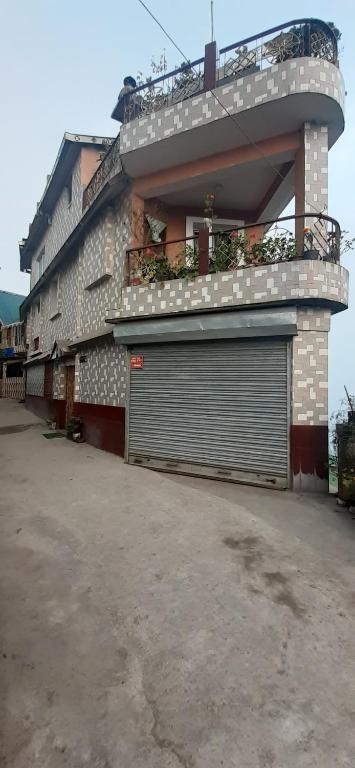 White Tara home stay photo
