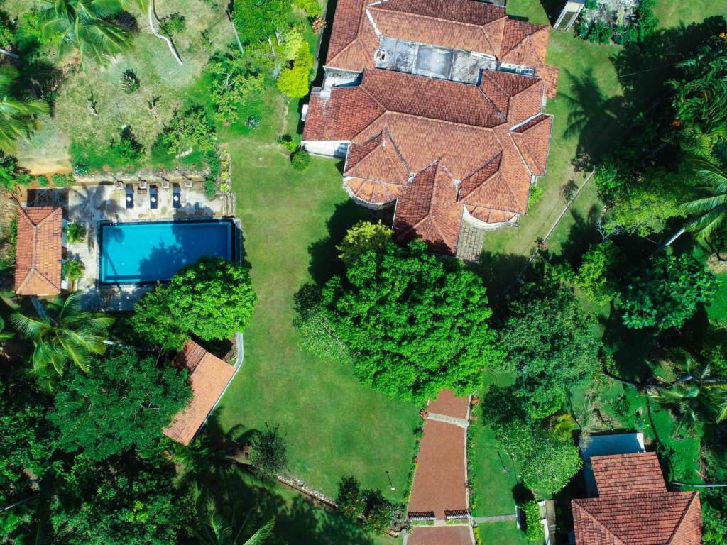 タルペ ワラワ ヘリテージ ヴィラ (Thalpe Walawwa Heritage Villa) 周辺案内