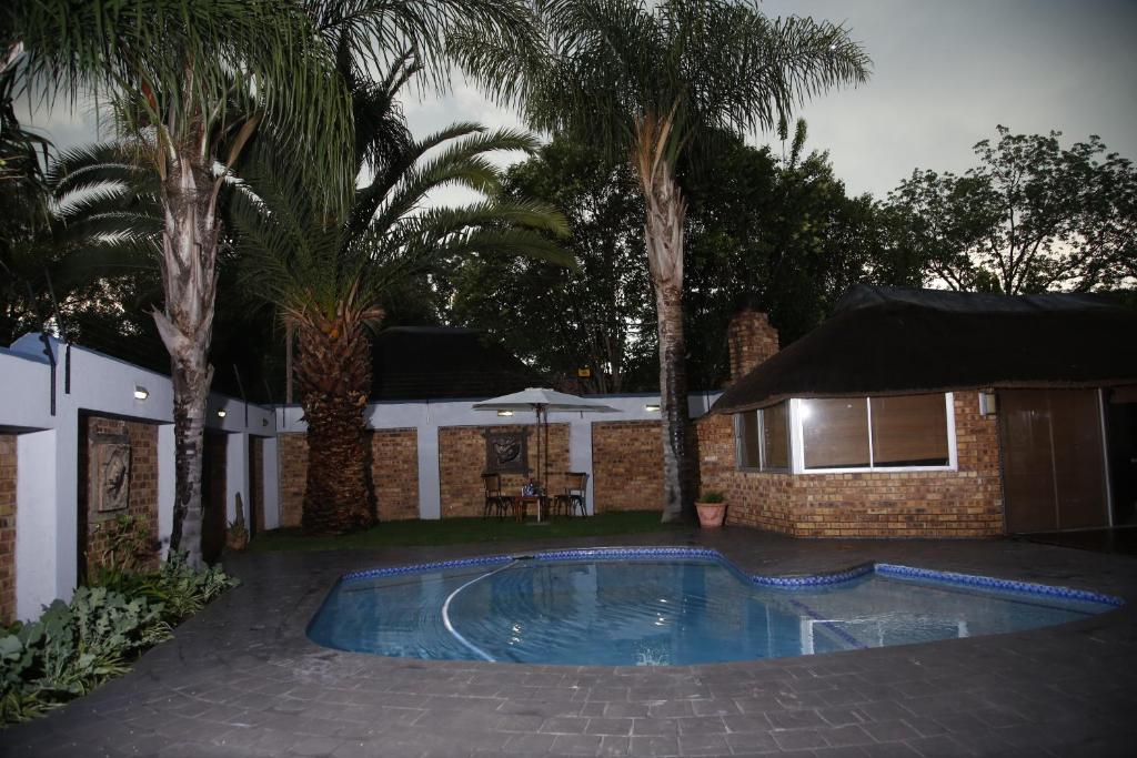Travetel OR Tambo Airport photo