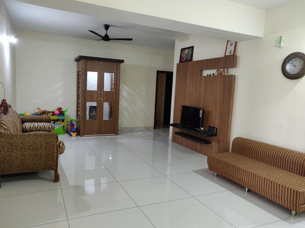 Orchid Suites Apartments photo