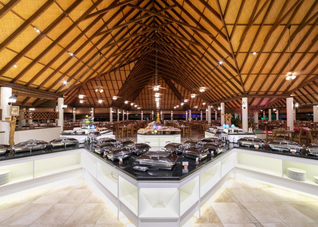 Food and beverages, Fihalhohi Maldives in Maldive Islands