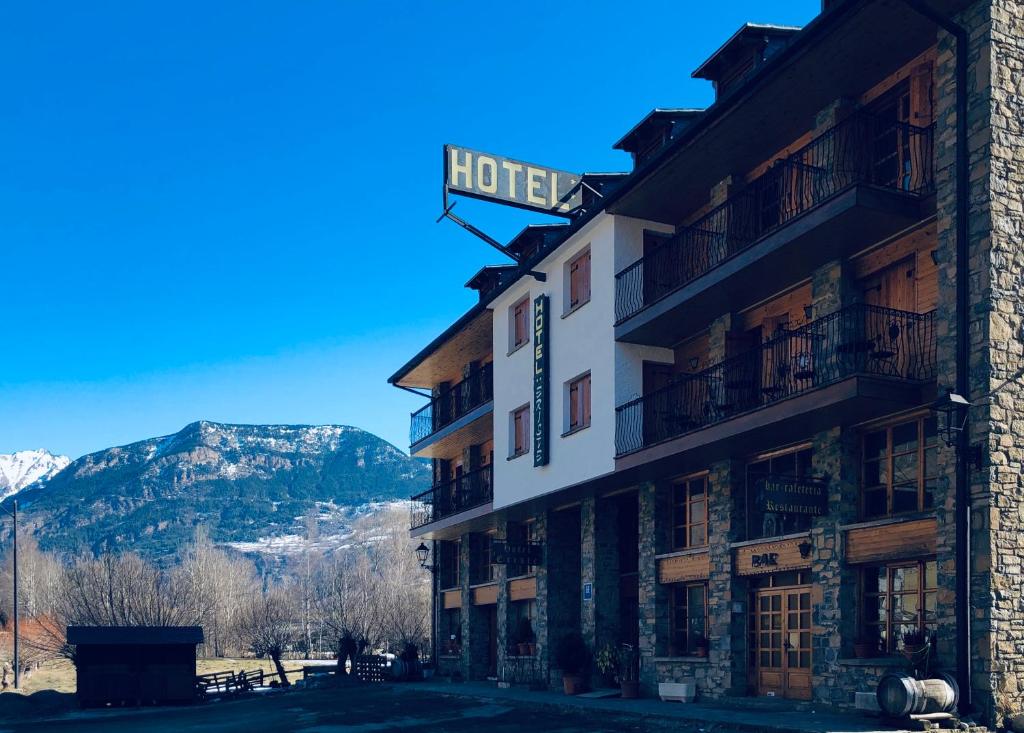 Hotel Eriste photo