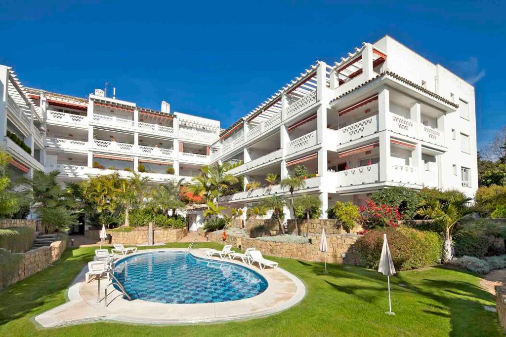Las Canas beach, ground floor first line beach, Marbella golden mile - 2