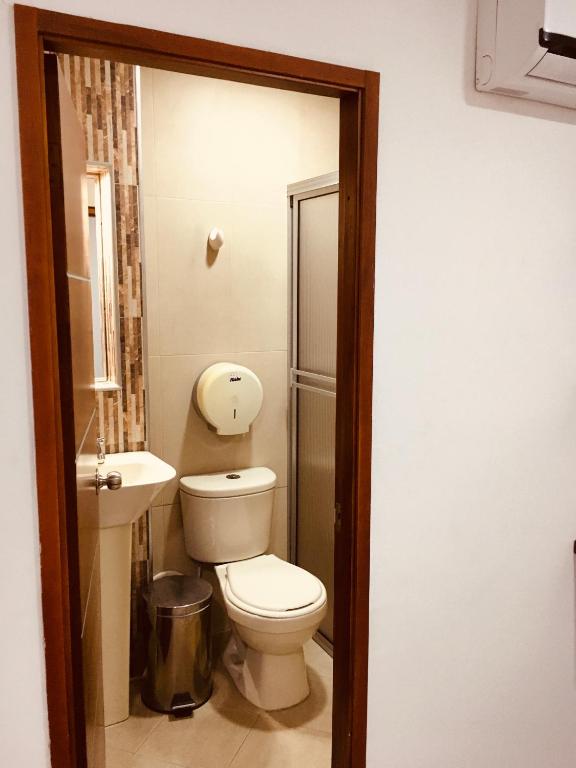 Hotel Canoa Inn photo