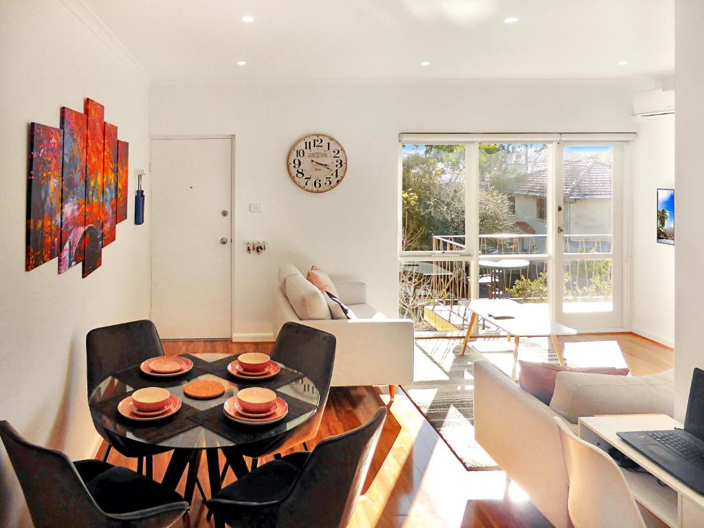 Glen Iris, Quiet Boutique 2 bedroom Netflix, WIFI, Parking, Free Wine, Melbourne