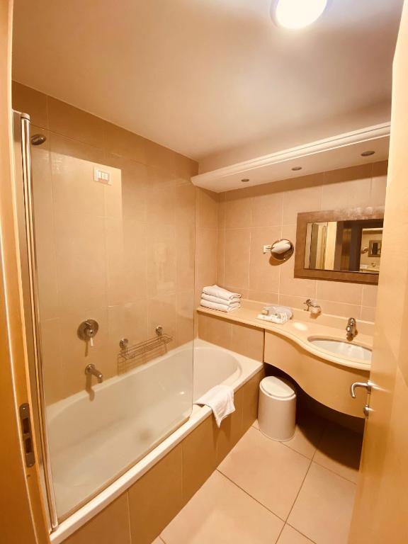 Just Hotel Lomazzo Fiera Photo 9