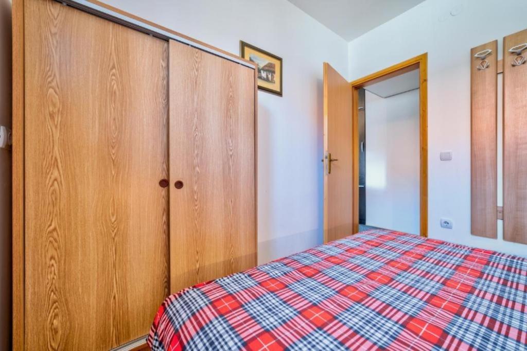Cliff Apartments - 3