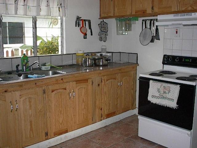 Facilities, Candles in the Wind in Crown Point