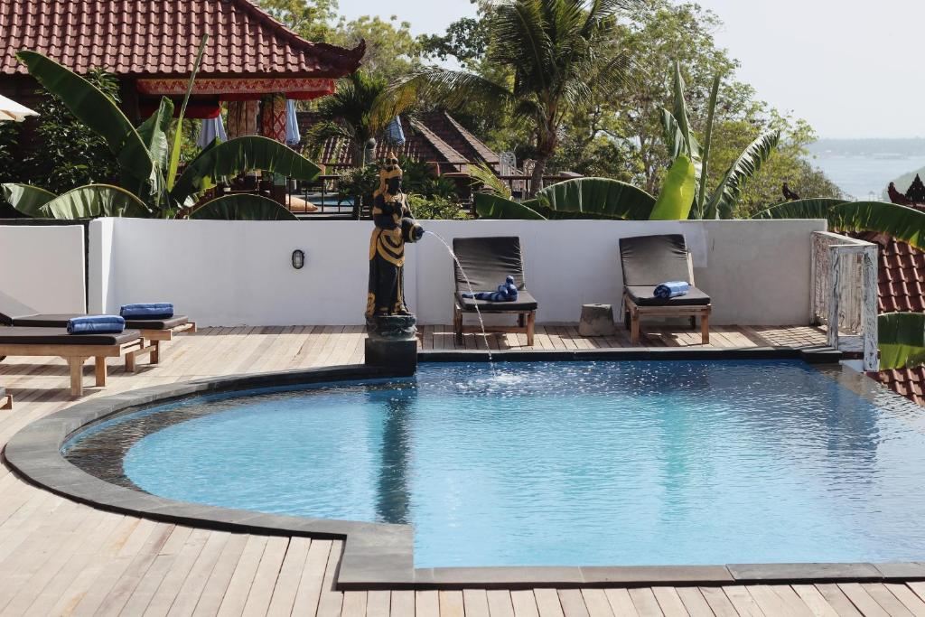 Great swimming pool