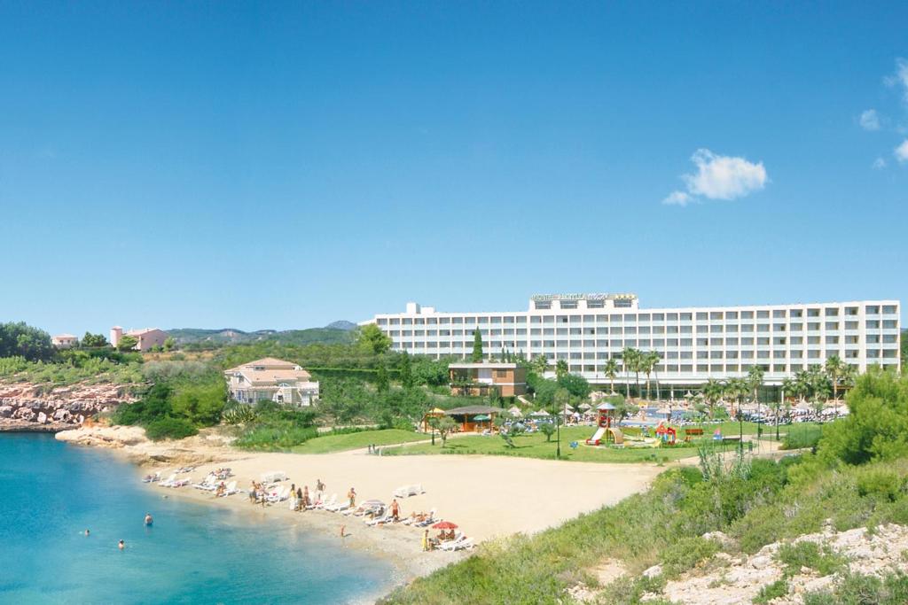 RVHotels Hotel Ametlla Mar — Hotel in La Ametlla De Mar