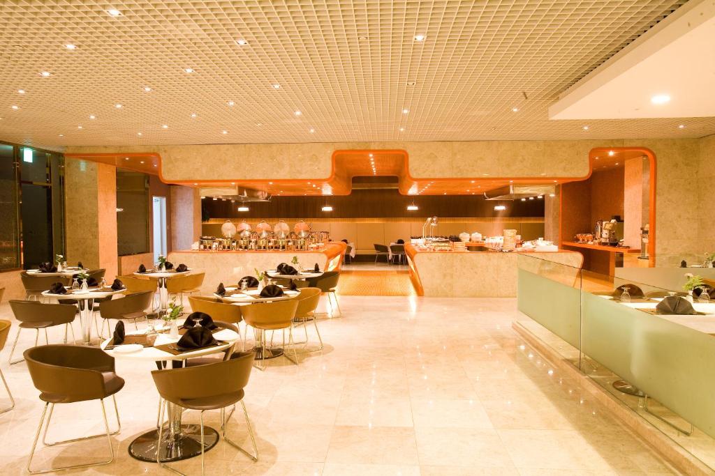 อาหารและเครื่องดื่ม