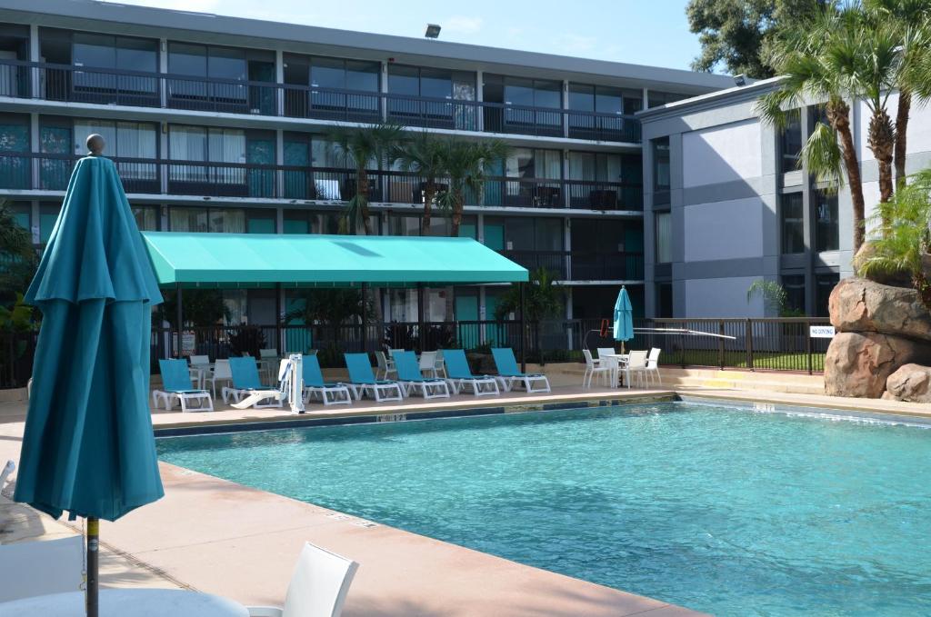 ALTAMONTE HOTEL & SUITES Altamonte Springs FL 230 West State Rd. 436