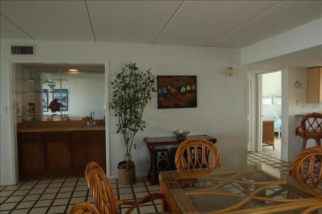 Saida IV Condos S4801 Main image 1