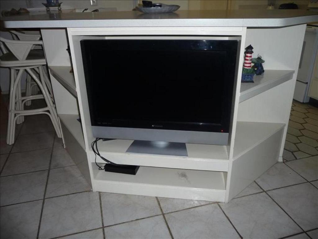 Suntide I Condos W107 Main image 1