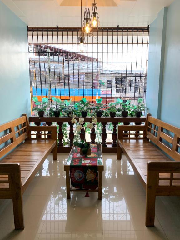 ブリエルズ トラベラーズ イン (Brielles Travellers Inn)