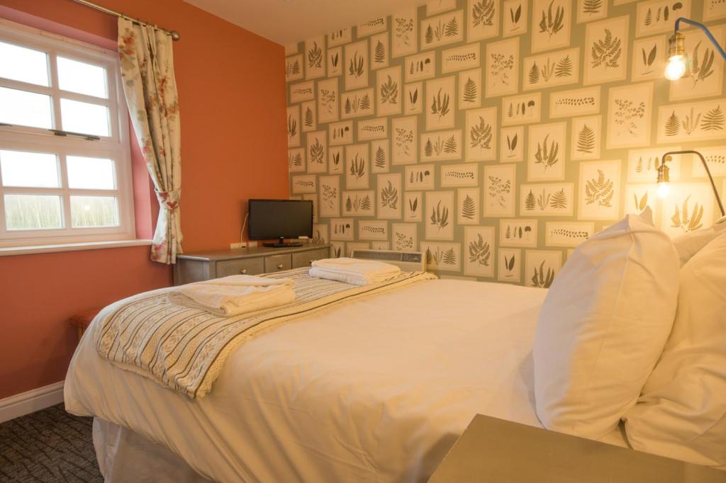 Eyam Cottage - Darwin Lake Holiday Village photo 2