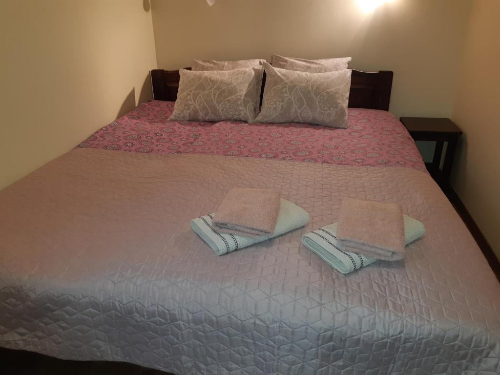 Guestroom, Ovelia B&B in Kuressaare