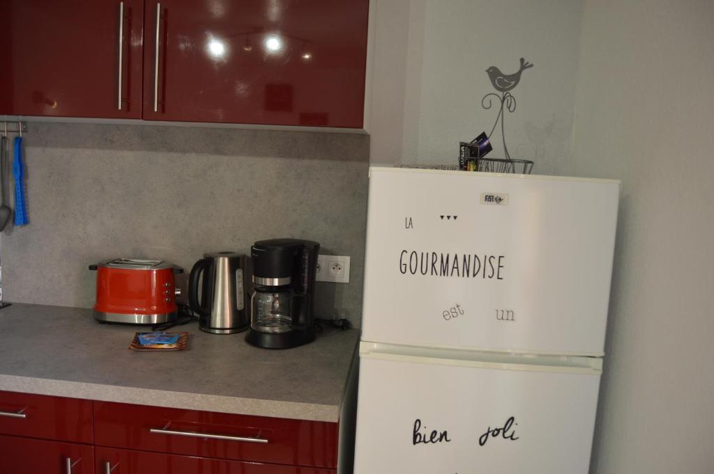 Le Petit Coeur à Canet - Superbe T2 piscine, tennis, climatisation, parking privé - 5