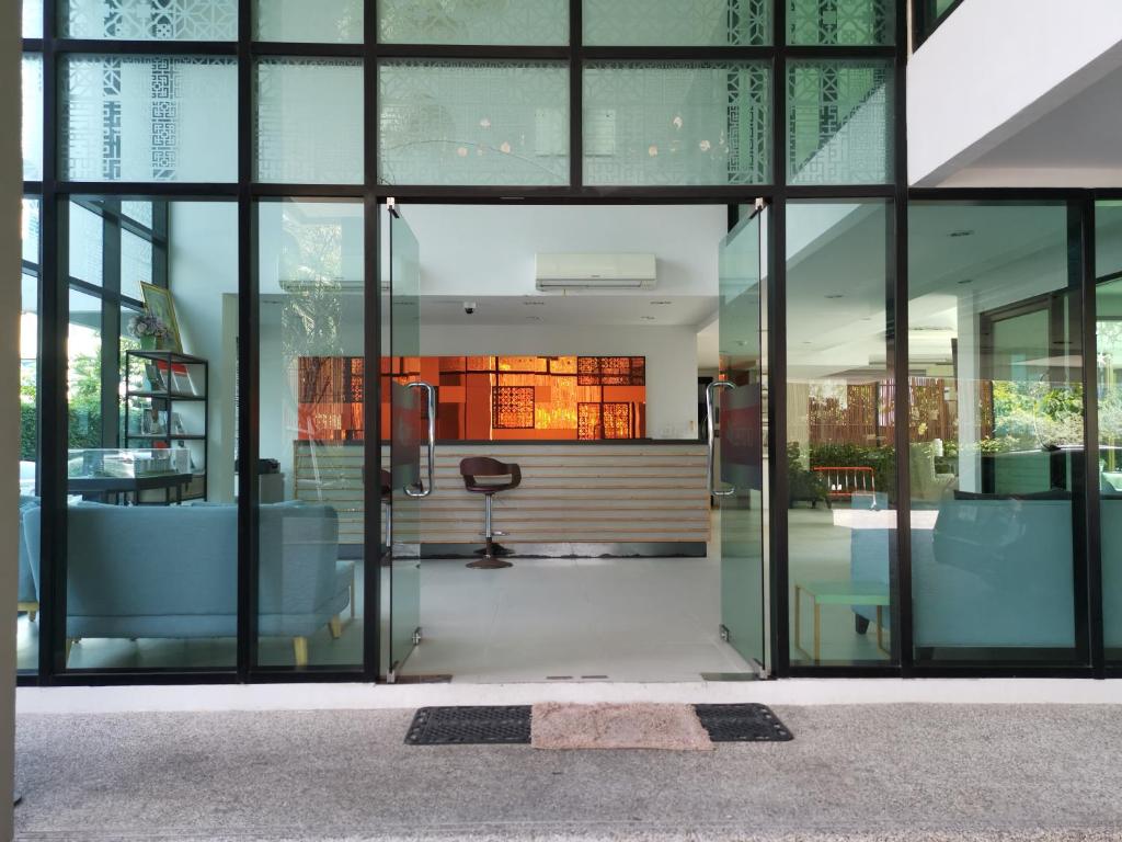 2 Floor - Centrio Condominium near Central Shopping Mall and Phuket Old town photo