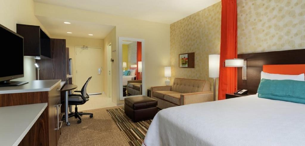 Home2 Suites by Hilton Columbus West photo
