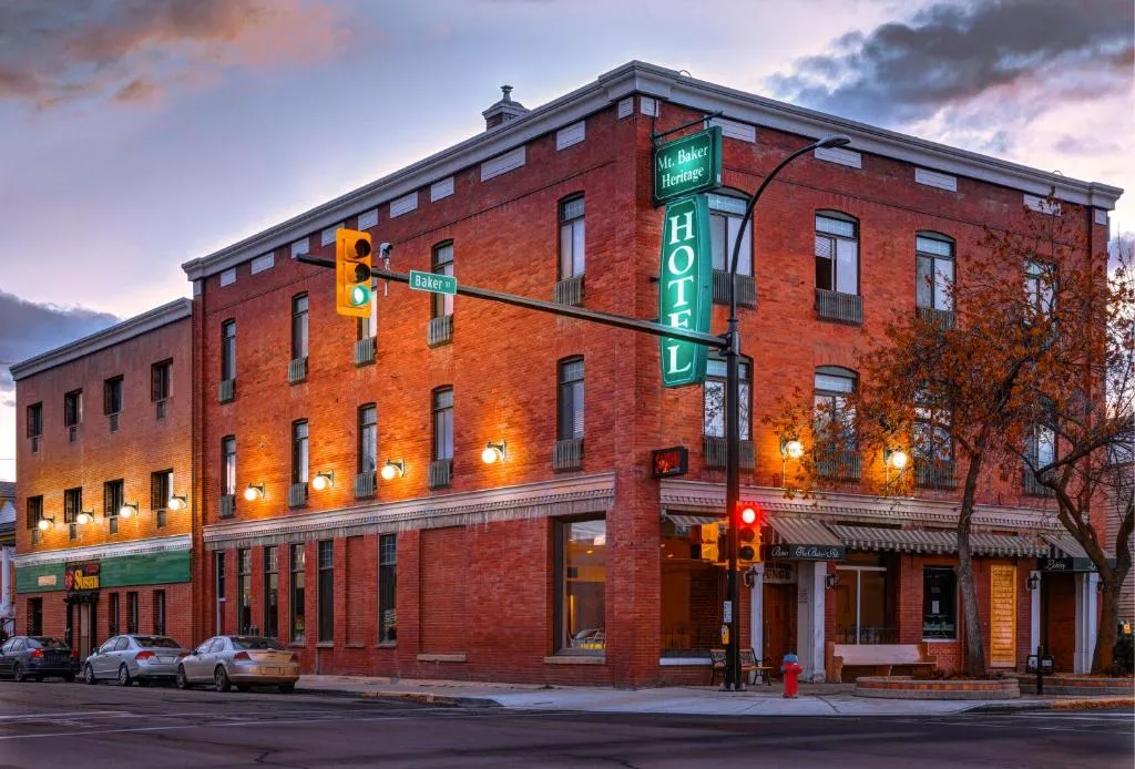 The Baker Hotel, hotel in Cranbrook