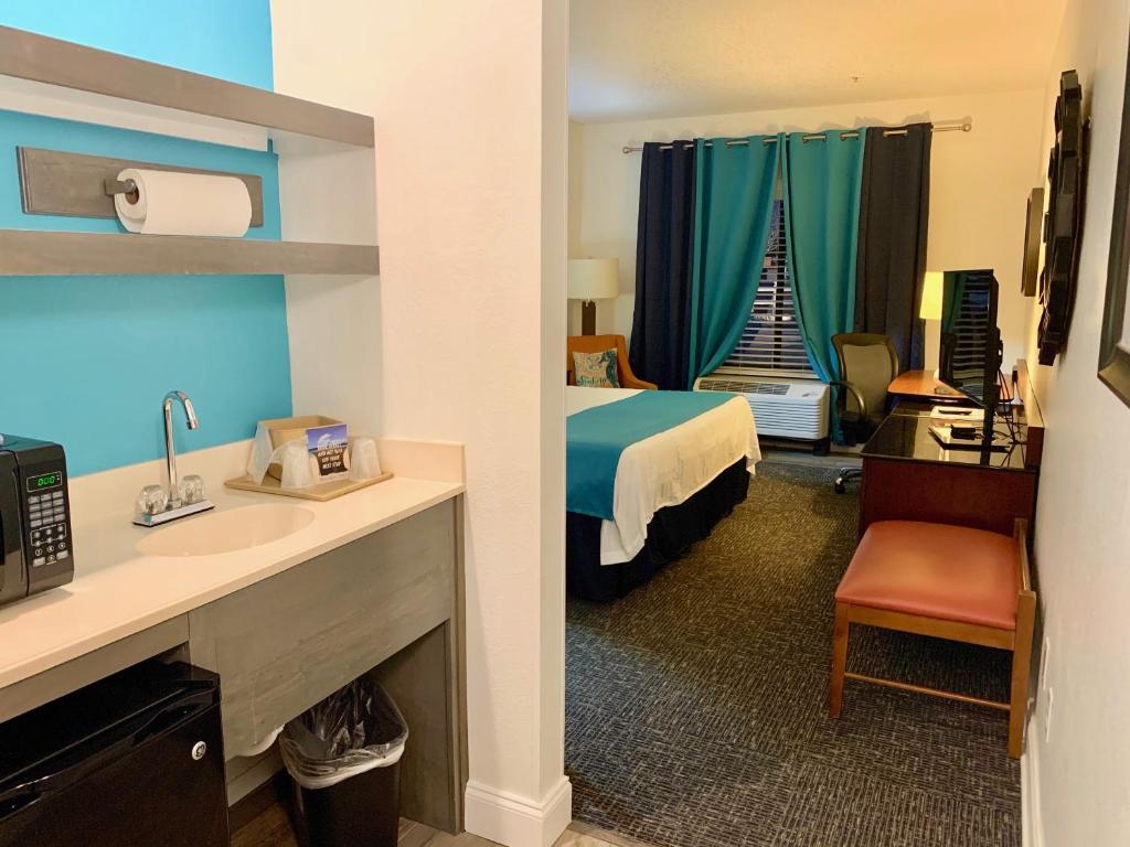 Hotel Pensacola photo